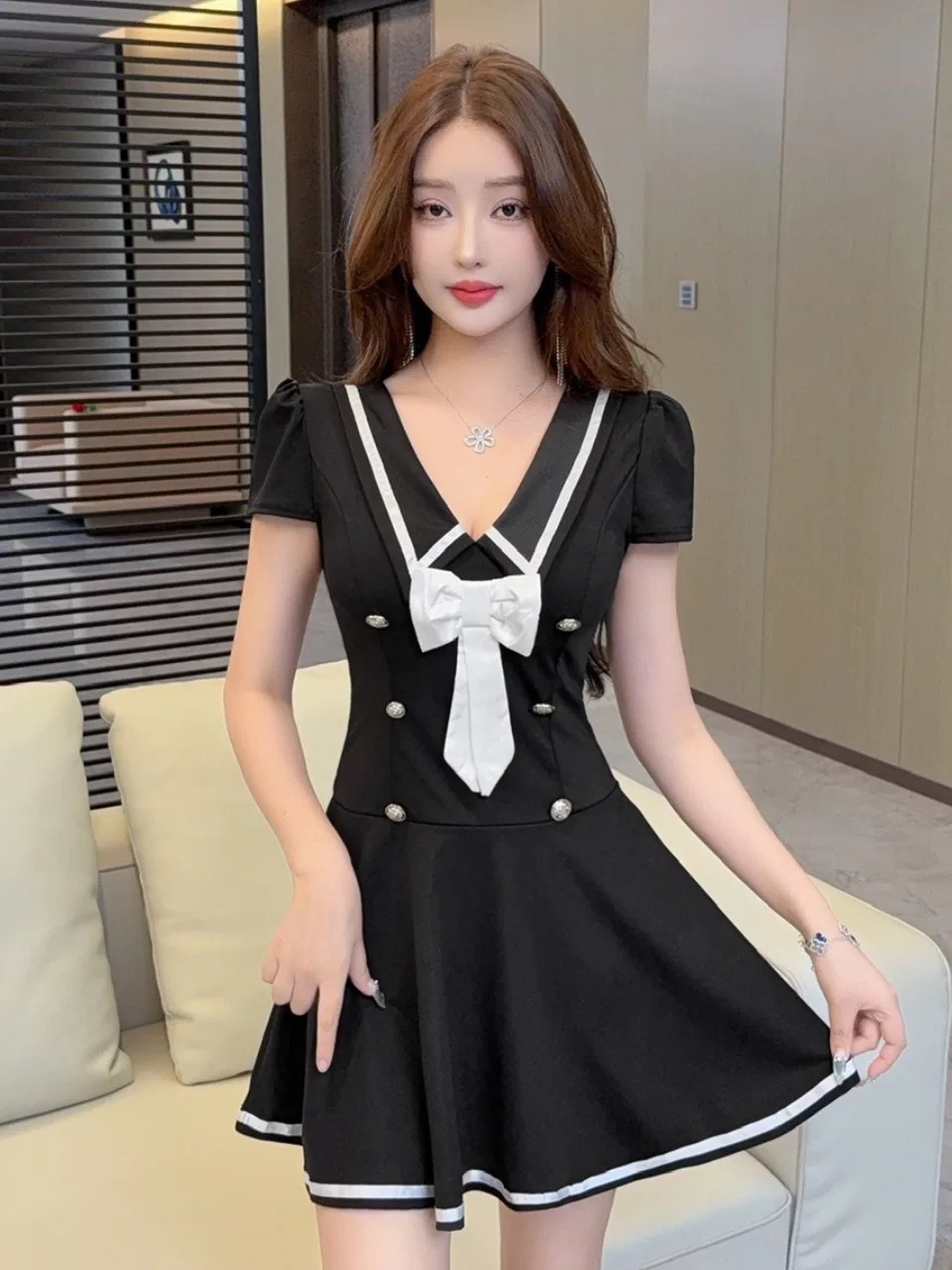 Playing big moves dress CD758 images